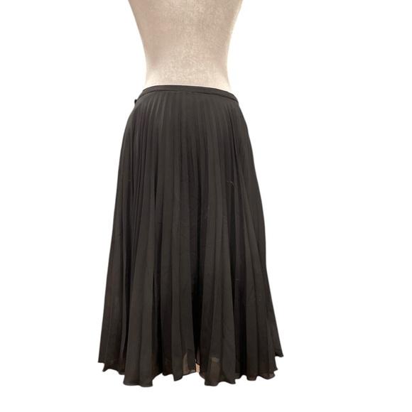 Sandro Studio Size 4 Black Pleated Midi Skirt Parisian Minimalist - Picture 4 of 9